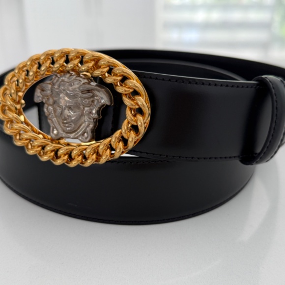 Versace Medusa Chain Buckle Belt in Black Leather main image 8